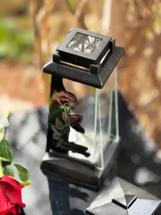 Kapliczka solarna Zsz2 WZ-22 "Kochamy Pamiętamy" Grafit/Srebro