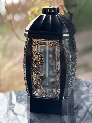 Kapliczka Czarna Duża + Ramka R1 Gold (40 cm)