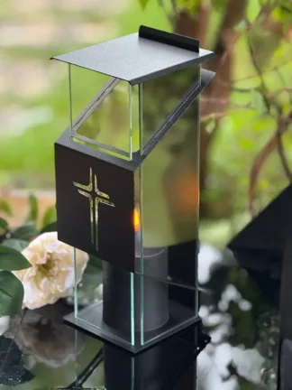 Znicz metalowy, kapliczka Premium LUXORIA KD ZCK3 ze ŚWIECĄ GRATIS Czarny/Transparent