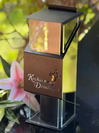Znicz metalowy, kapliczka Czarna Premium LUXORIA KD ze ŚWIECĄ "Kochanemu Dziadkowi"