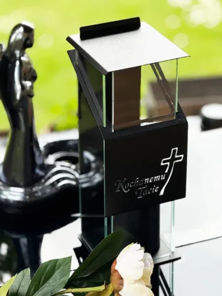 Znicz Kapliczka Metalowa Czarna Premium LUXORIA KD ze ŚWIECĄ "Kochanemu Tacie"