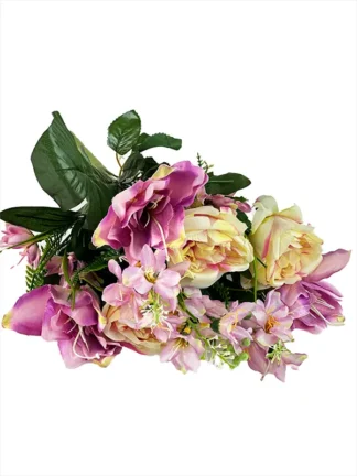 Bukiet kwiatów mieszanych na cmentarz z różą J226