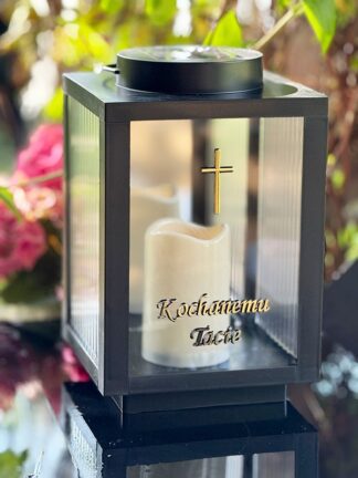 Znicz solarny, Nowoczesny Lampion Led Całodobowy ZŁOTY napis "Kochanemu Tacie"