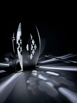 Kapliczka Solarna Metalowa LUXORIA 2 - Stal nierdzewna Krzyż Spoczywaj w Pokoju (22 cm)