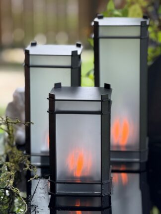 Zestaw 3 Pięknych metalowych Kolumn Metaloplastyka Premium + Świece Led "żywy płomień"